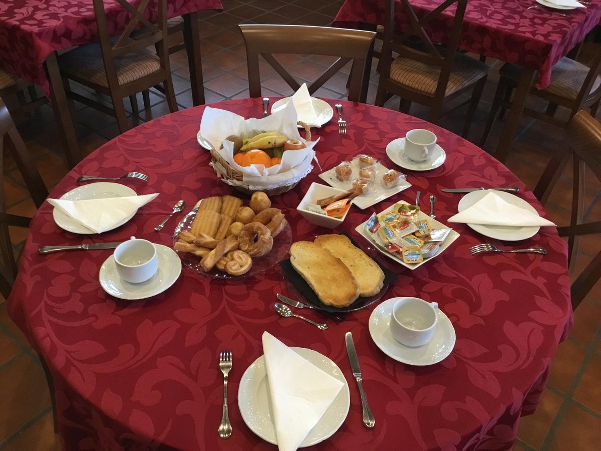 Malpartida de Cáceres Hotel Rural Villa Matilde מראה חיצוני תמונה